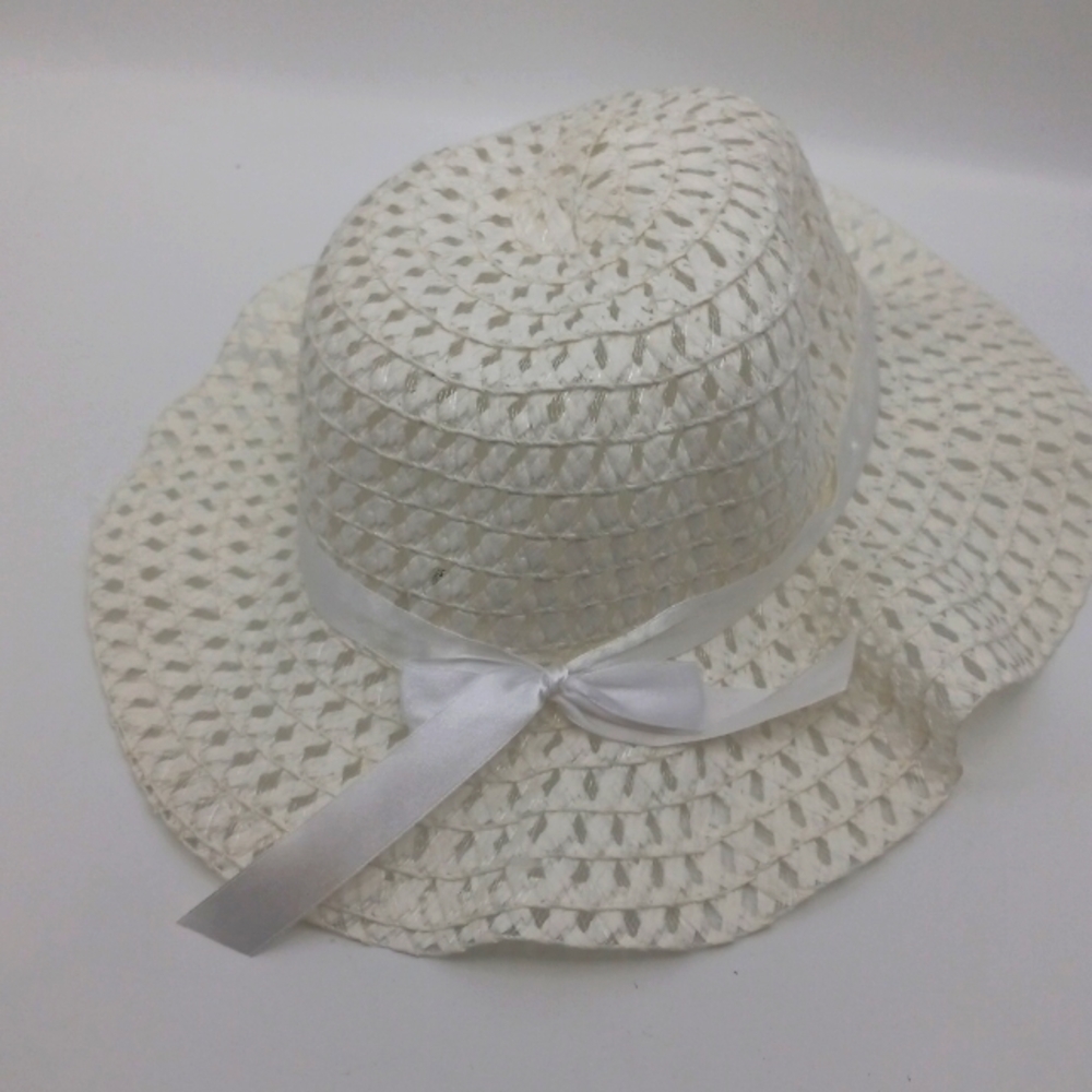 WHITE  HAT